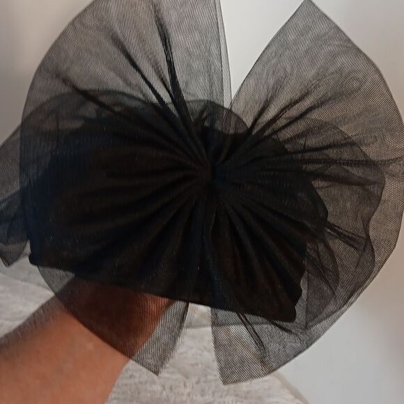 Mr Hi's Classic Beaded Pill Box Hat - Picture 2 of 7